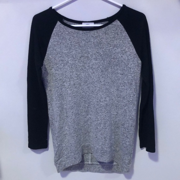 Old Navy Long Sleeve - Picture 1 of 5